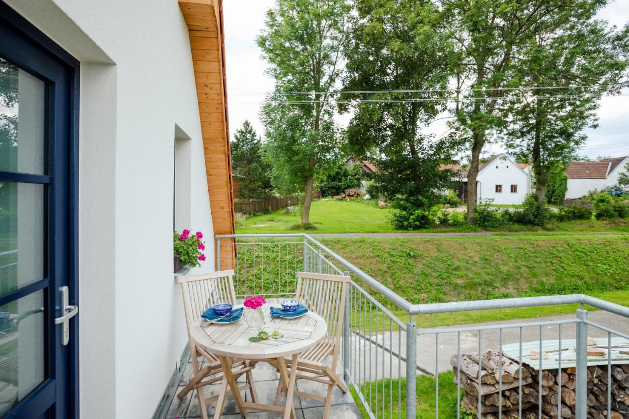 Apartmany Jedovary Trhové Sviny 外观 照片