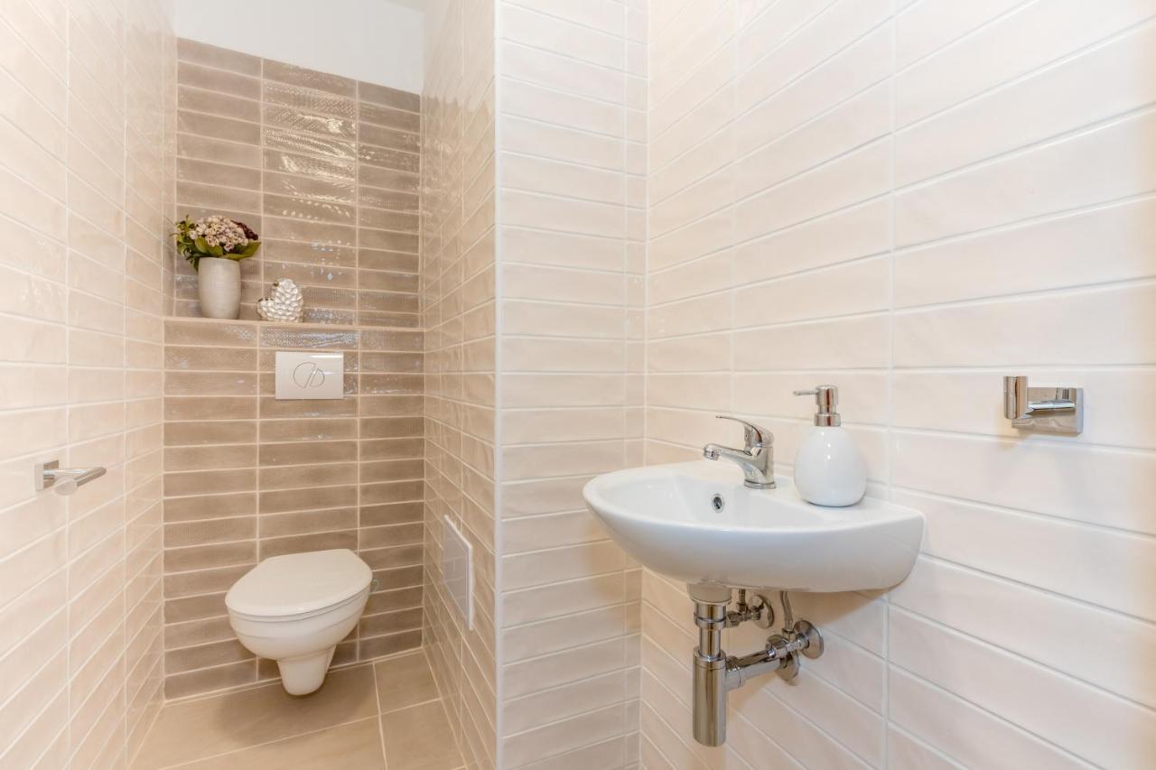 Apartmany Jedovary Trhové Sviny 外观 照片